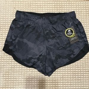 Athletic works grey camo medium